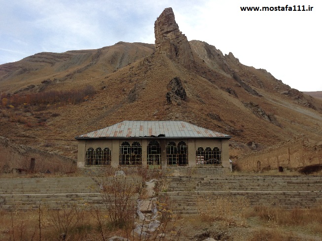 تالار اصلی کاخ ناصری از نمایی شمالی در دره شهرستانک 11 آبان 1396